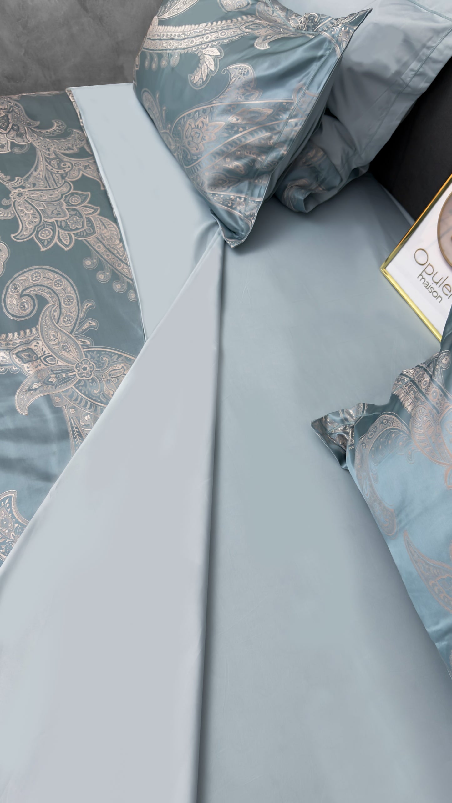 Lenjerie Pat RoyalTuqouise Satin