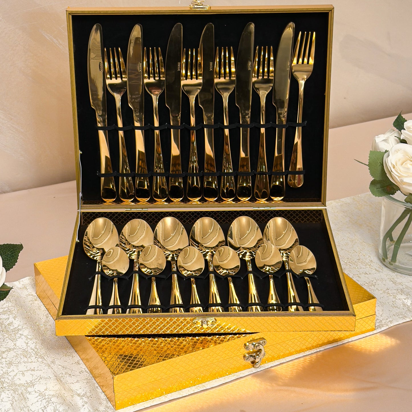 Set tacâmuri din inox auriu finisaj premium 24 piese  GLOSS