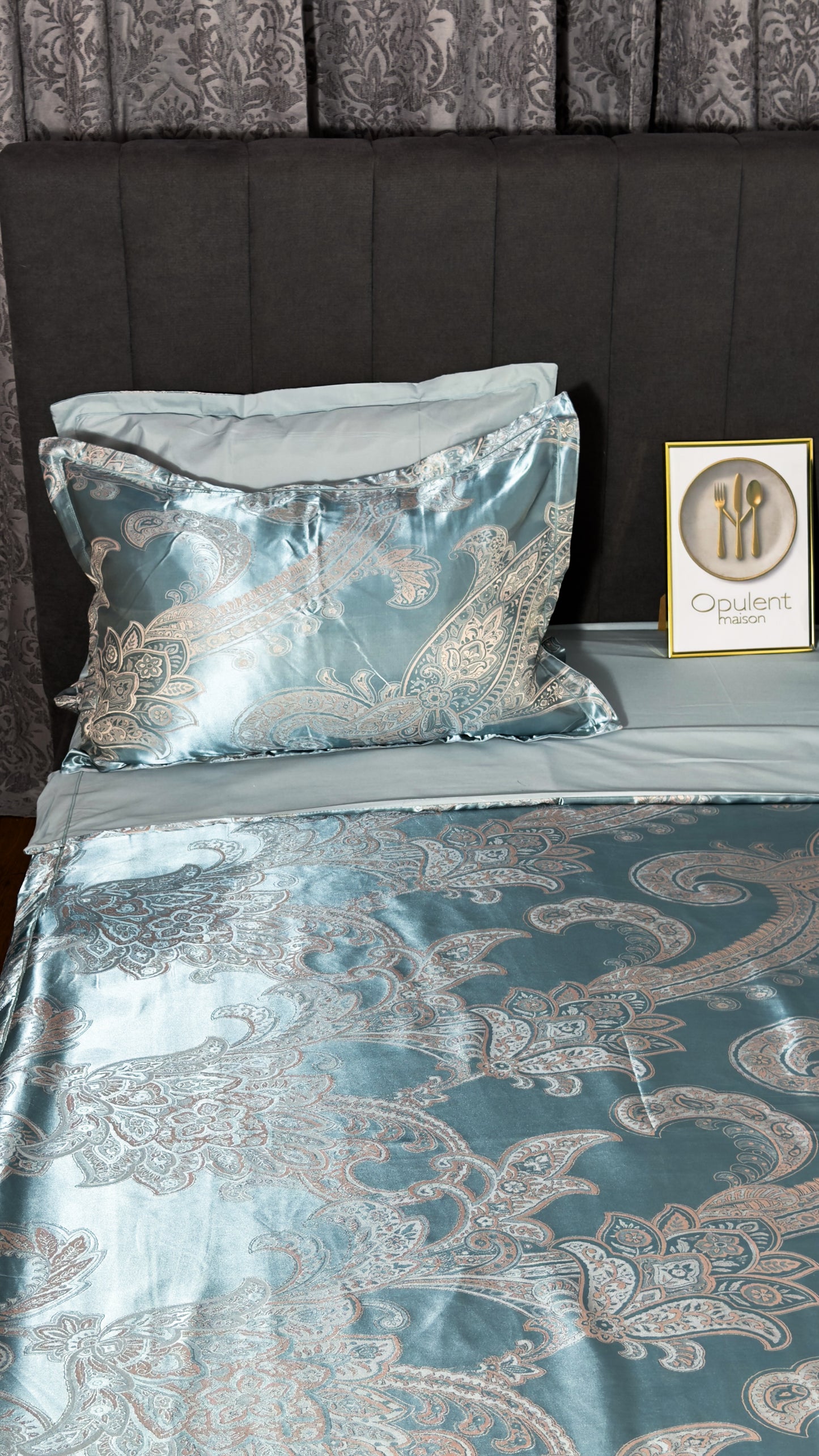 Lenjerie Pat RoyalTuqouise Satin