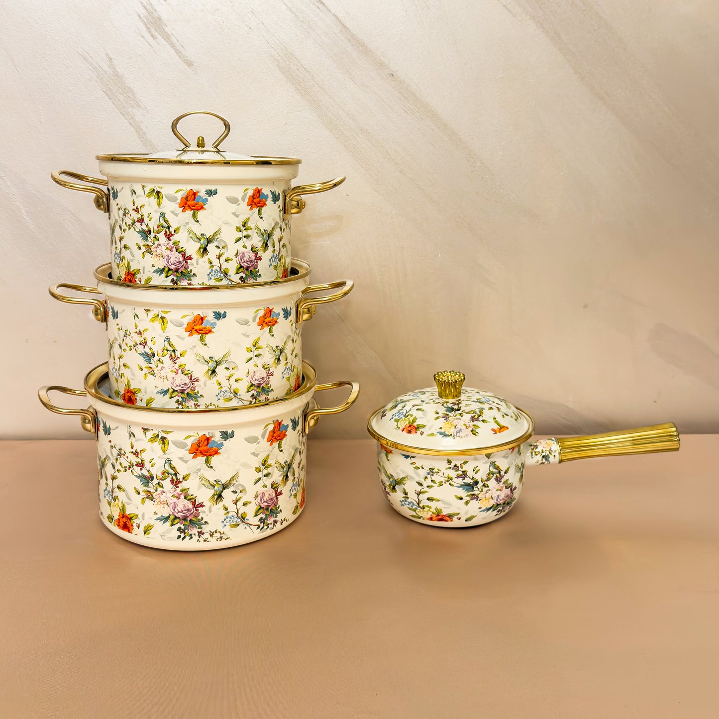 Set oale și cratiță de gătit – luxury F&B 1