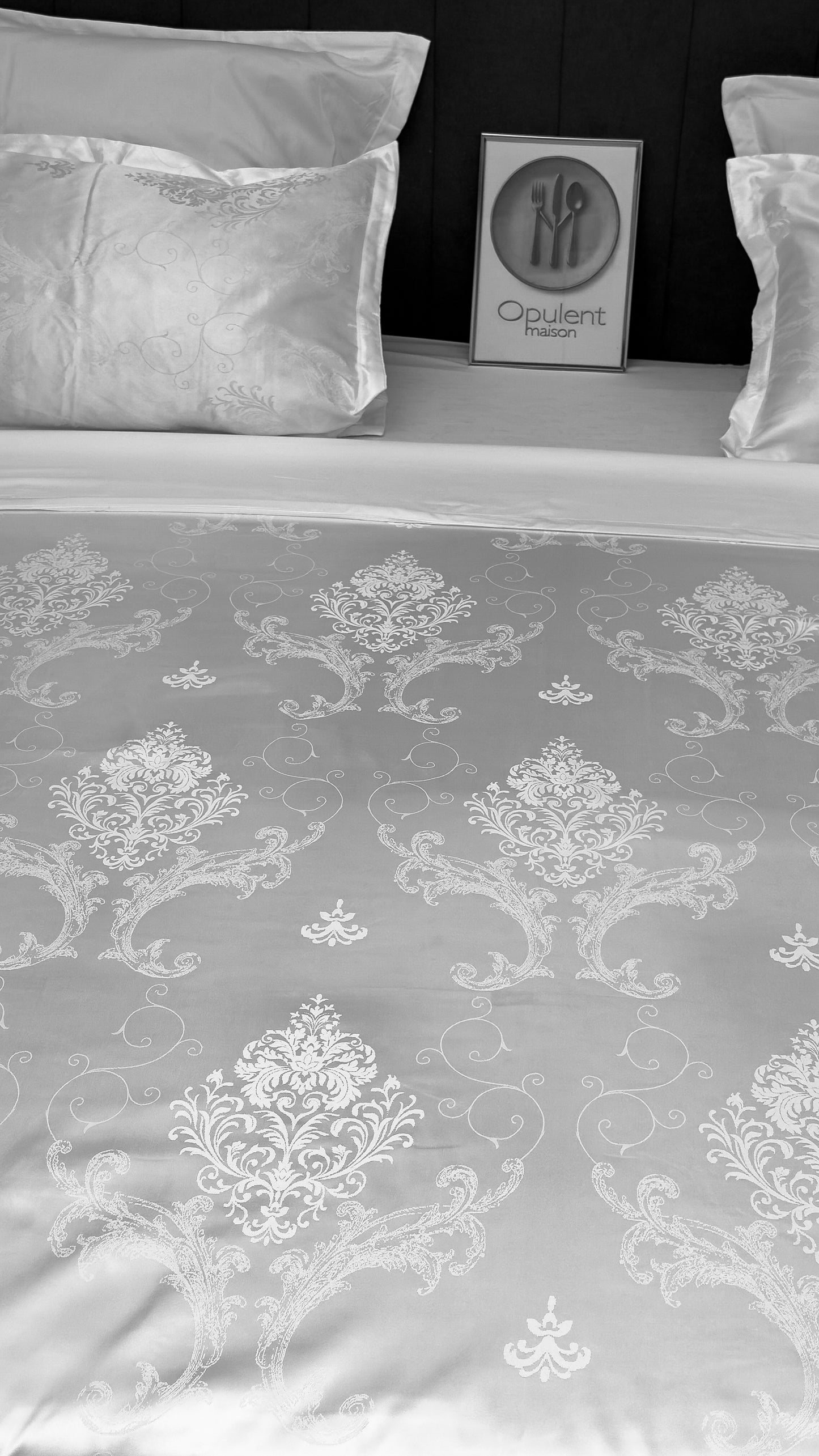 Lenjerie Pat RoyalWhite Satin