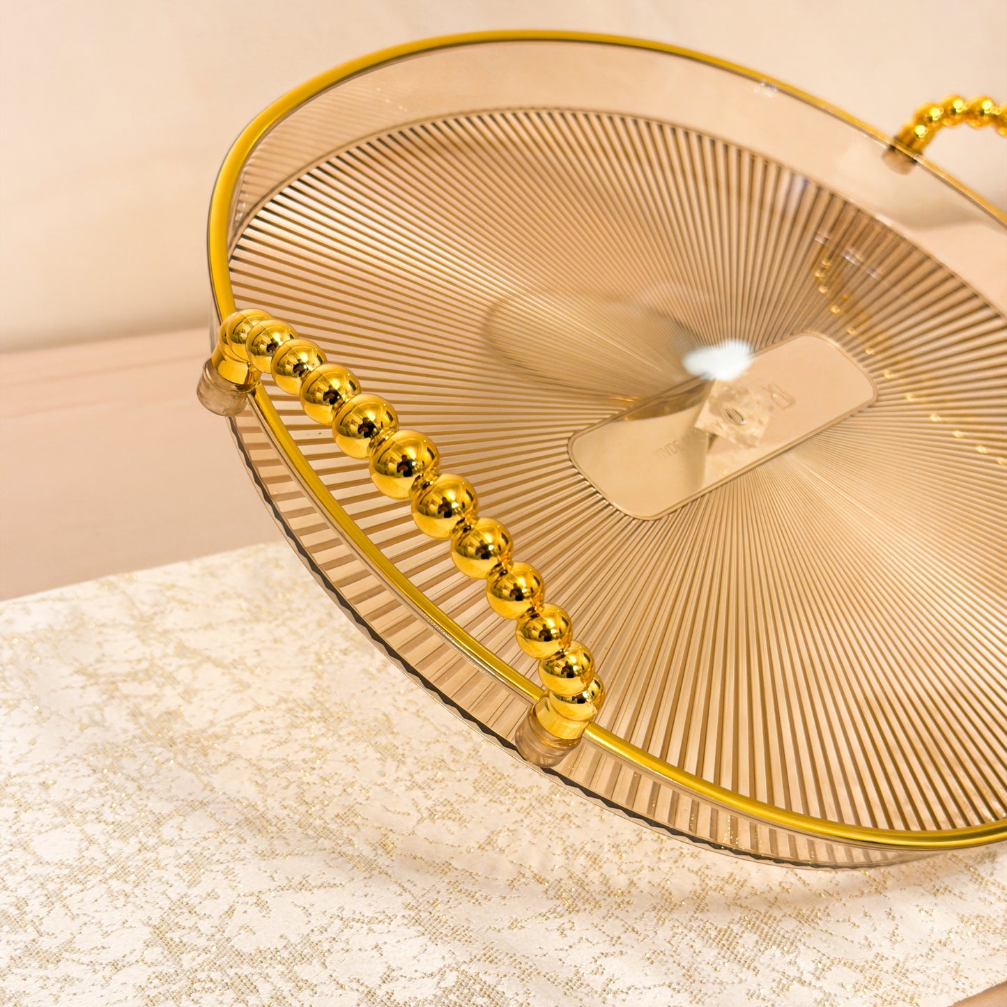 Set 3 tăvi decorative din Plexiglas cu mânere aurii ROUND