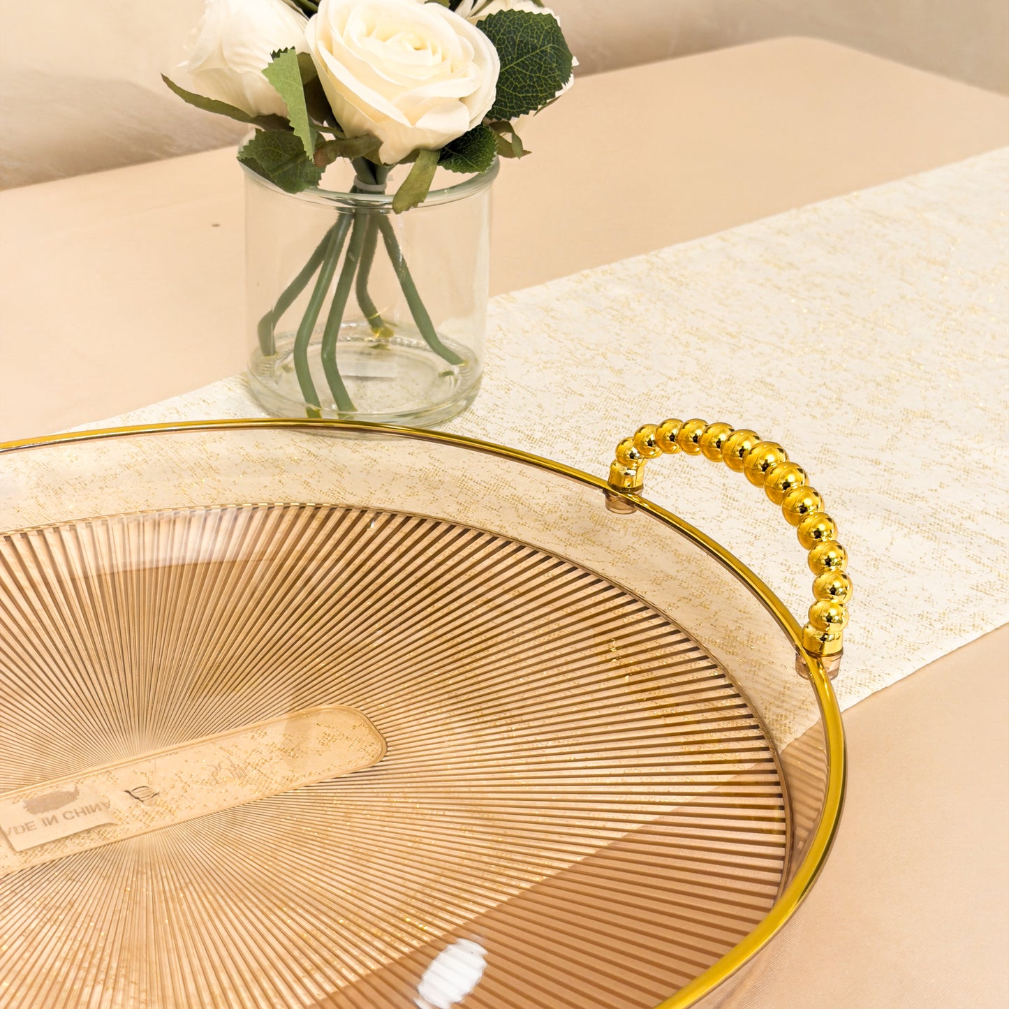 Set 3 tăvi decorative din Plexiglas cu mânere aurii ROUND